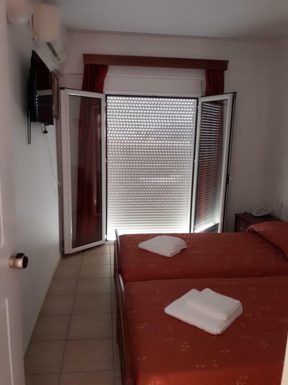 Aquamar Beach Kournas Bagian luar foto