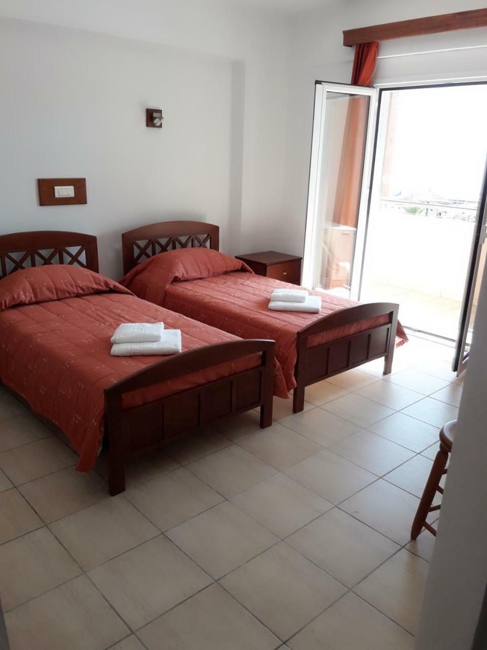 Aquamar Beach Kournas Bagian luar foto