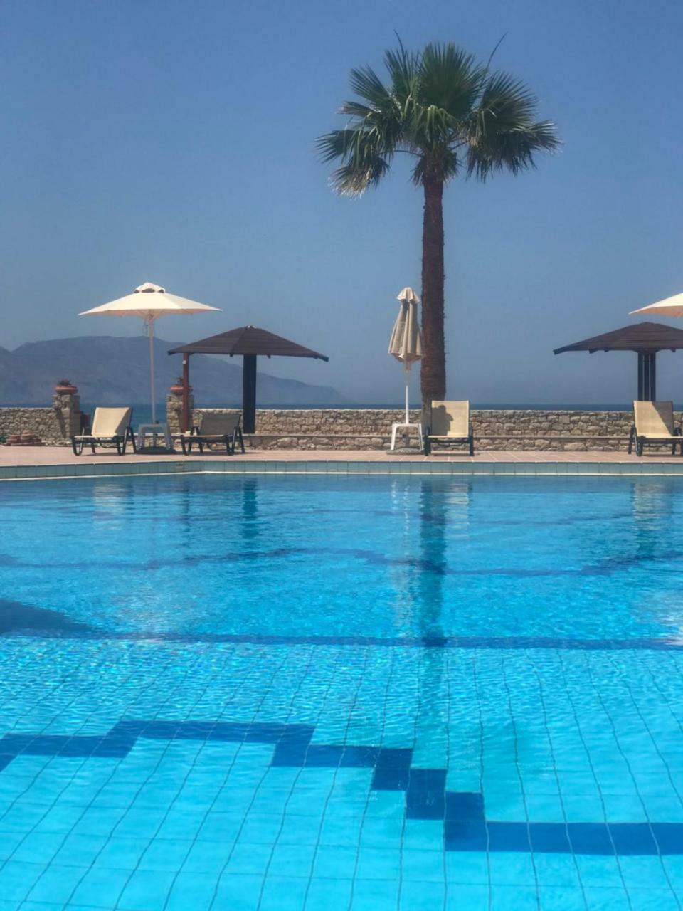 Aquamar Beach Kournas Bagian luar foto